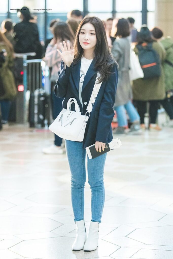 Chungha departs with a bright smile [O! STAR]